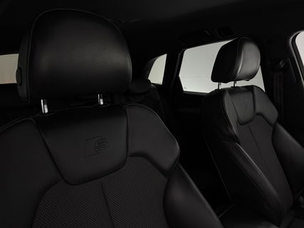 Audi Q5 55 TFSI e Quattro S-line | 327PK | Camera | LED | Virtual Cockpit | Adaptive Cruise | Parkeersens. | 20"LMV