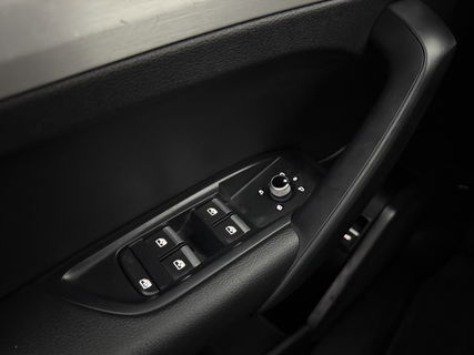 Audi Q5 55 TFSI e Quattro S-line | 327PK | Camera | LED | Virtual Cockpit | Adaptive Cruise | Parkeersens. | 20"LMV