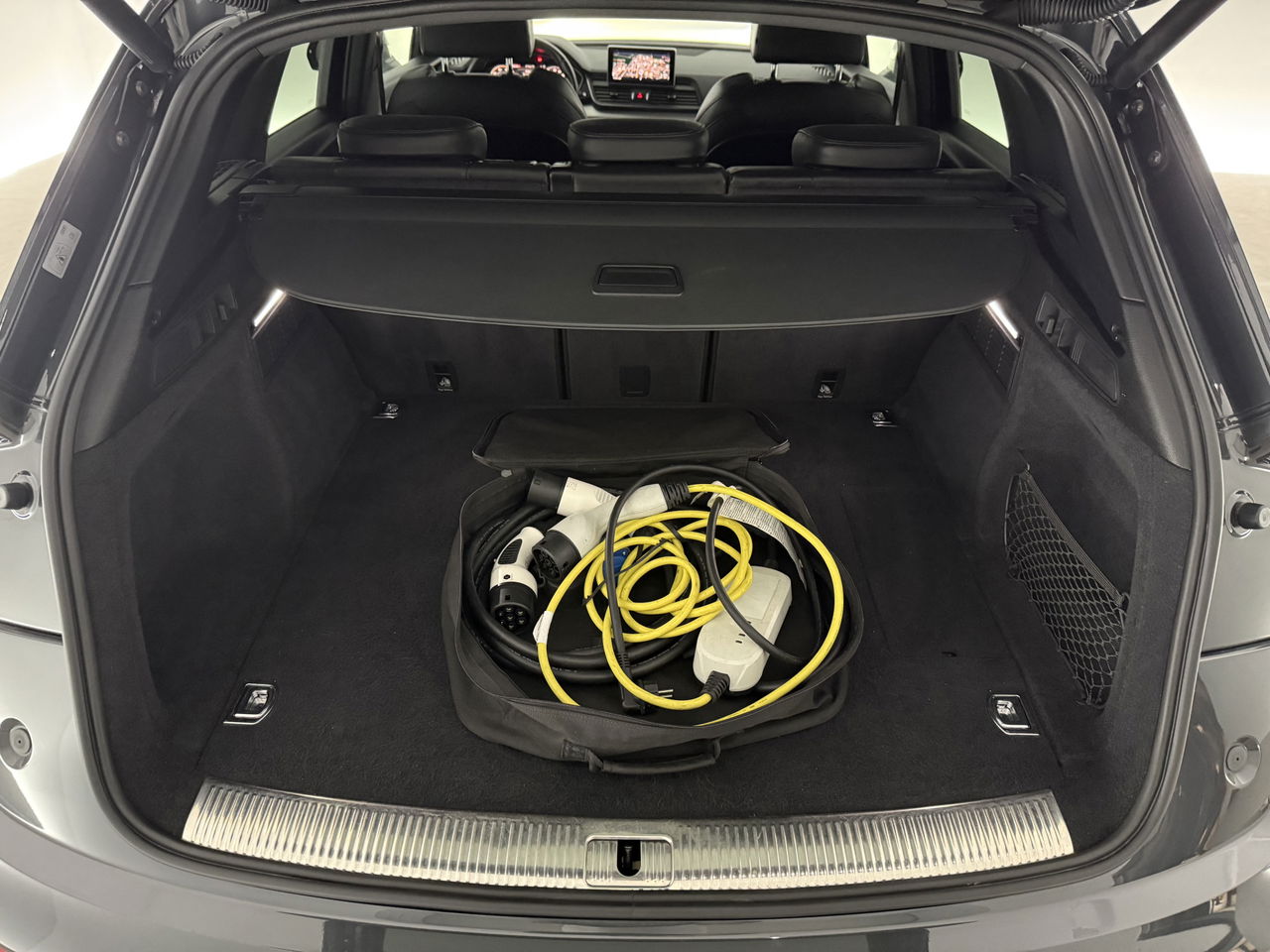 Audi Q5 55 TFSI e Quattro S-line | 327PK | Camera | LED | Virtual Cockpit | Adaptive Cruise | Parkeersens. | 20"LMV