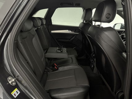Audi Q5 55 TFSI e Quattro S-line | 327PK | Camera | LED | Virtual Cockpit | Adaptive Cruise | Parkeersens. | 20"LMV