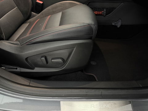 Renault Arkana 1.6 E-Tech Hybrid R.S. Line | Pano | 360° | Virtual | Carplay | LED | Adaptive Cruise | Parkeersens.