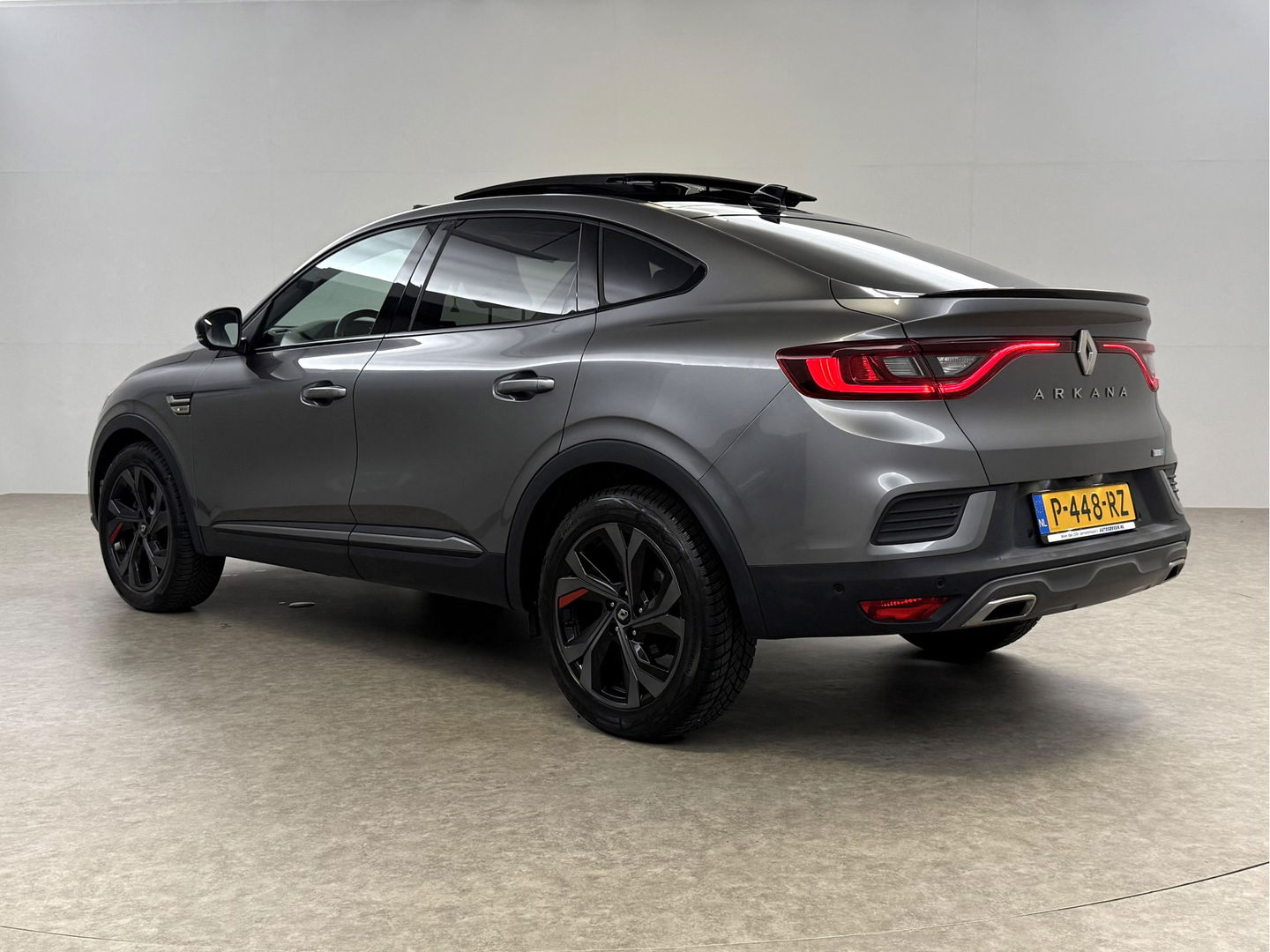 Renault Arkana 1.6 E-Tech Hybrid R.S. Line | Pano | 360° | Virtual | Carplay | LED | Adaptive Cruise | Parkeersens.