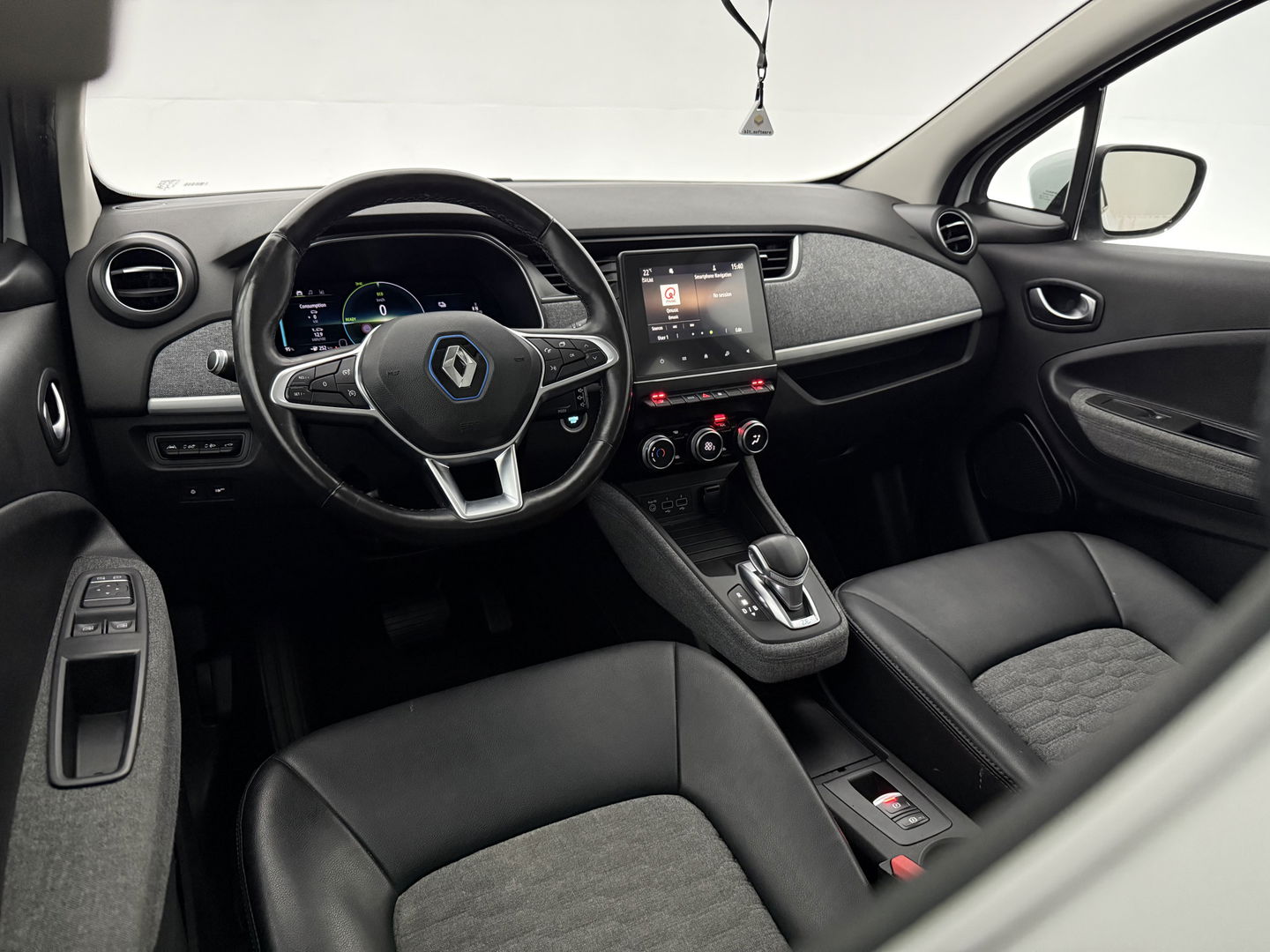 Renault ZOE R110 Life 52 kWh | Huur Accu | Virtual | Carplay | LED | Cruise | Stoel/Stuurverw.