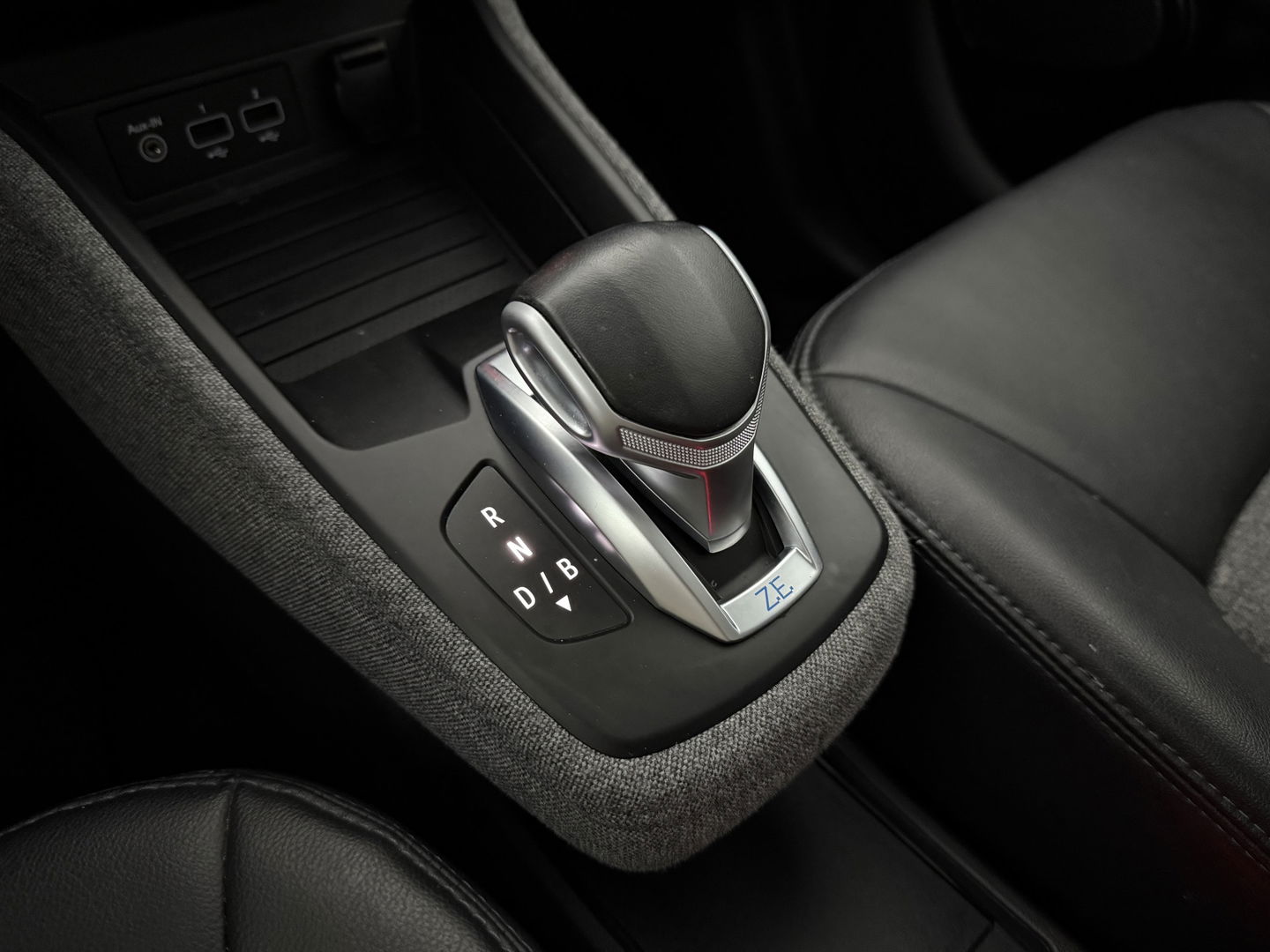 Renault ZOE R110 Life 52 kWh | Huur Accu | Virtual | Carplay | LED | Cruise | Stoel/Stuurverw.