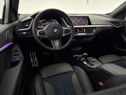 BMW 1-serie 118i M-sport | Sfeerverl. | Virtual | Carplay | Cruise | Parkeersens | LED | NAP
