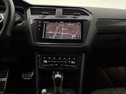Volkswagen Tiguan 1.4 TSI eHybrid 225PK R-Line | Sfeerverl. | Virtual | 360° | Trekh | IQ Light | Carplay