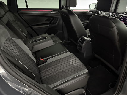 Volkswagen Tiguan 1.4 TSI eHybrid 225PK R-Line | Sfeerverl. | Virtual | 360° | Trekh | IQ Light | Carplay