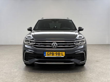 Volkswagen Tiguan 1.4 TSI eHybrid 225PK R-Line | Sfeerverl. | Virtual | 360° | Trekh | IQ Light | Carplay
