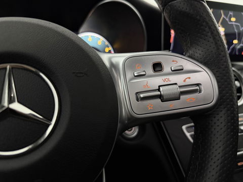 Mercedes-Benz C-Klasse 180 AMG | Pano | Virtual | Camera | LED | Cruise | Navigatie | NAP
