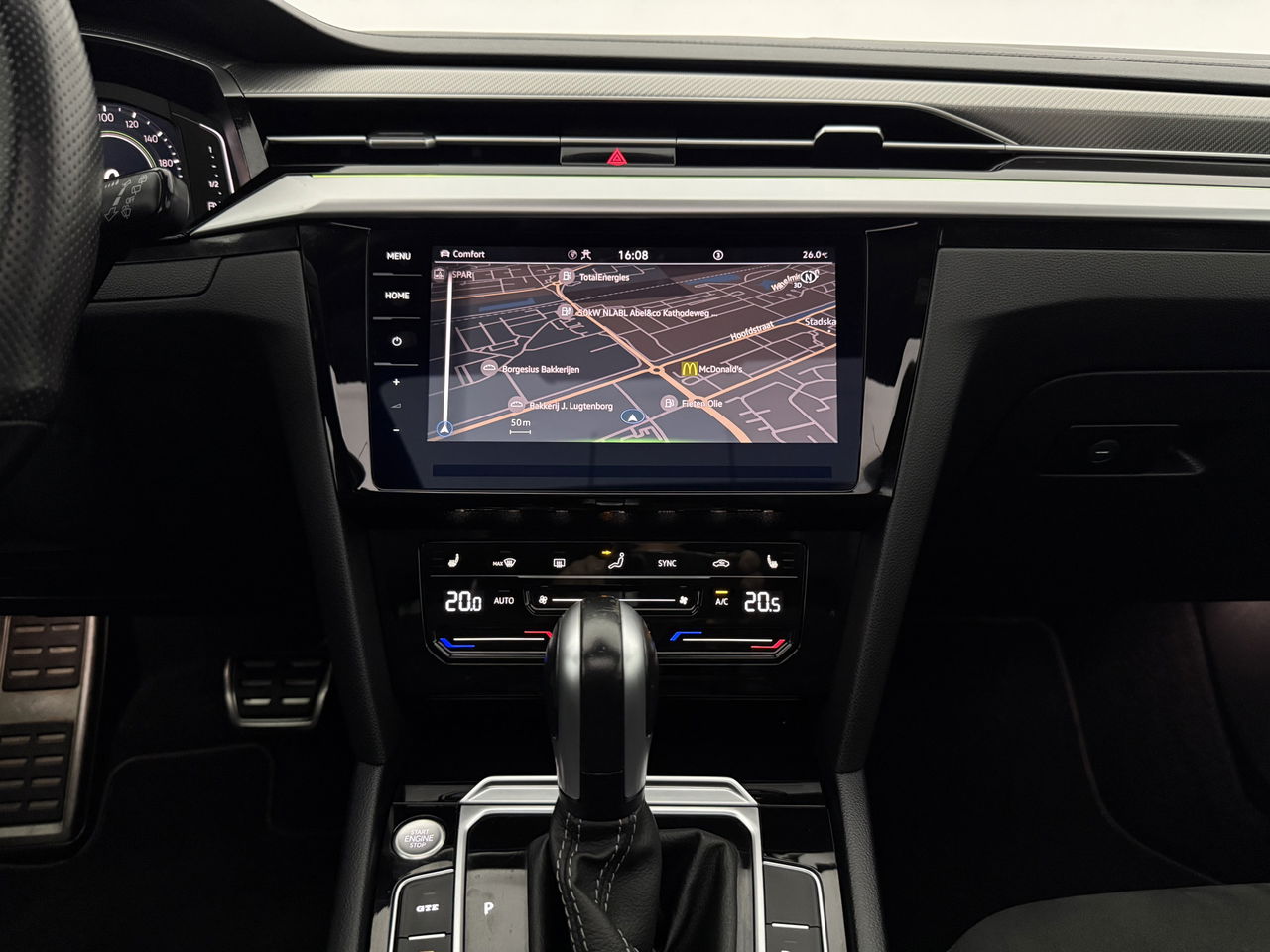 Volkswagen Arteon Shooting Brake 1.4 TSI eHybrid R-Line | Pano | Sfeerverl. | HuD | Virtual | Trekh. | LED | Carplay | Camera