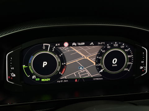 Volkswagen Arteon Shooting Brake 1.4 TSI eHybrid R-Line | Pano | Sfeerverl. | HUD | Virtual | Trekh. | Stoelmassage l LED | Carplay | Camera