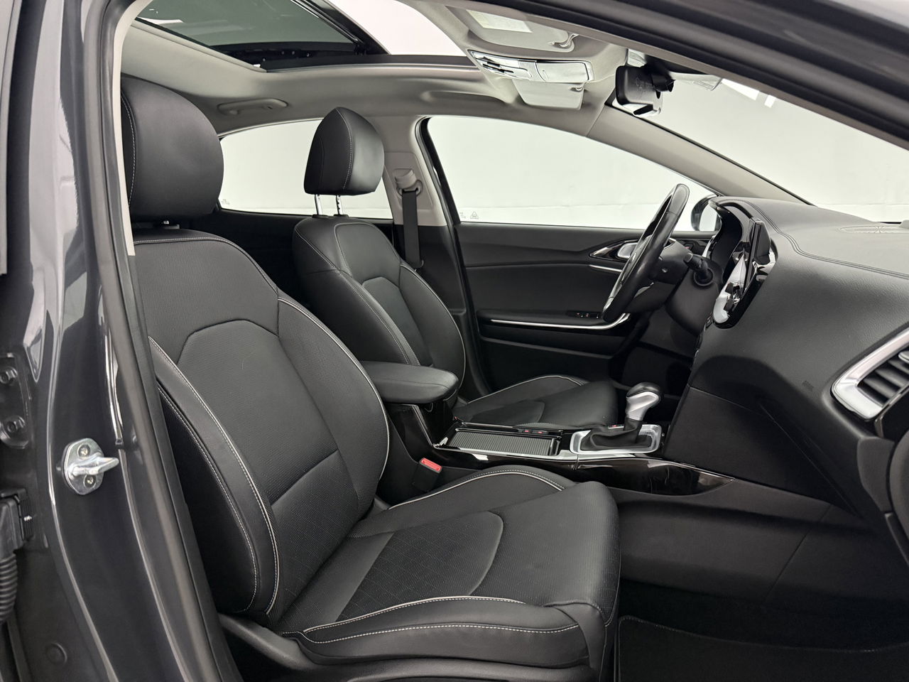 Kia Xceed 1.6 GDi PHEV ExecutiveLine | Pano | Virtual | Trekh | Camera | Carplay | Leder | NAP