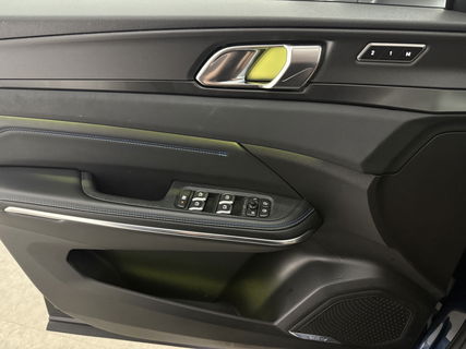 Lynk Co 01 1.5 | Pano | Virtual | 360° | Sfeerver. | Memory | LED | Carplay