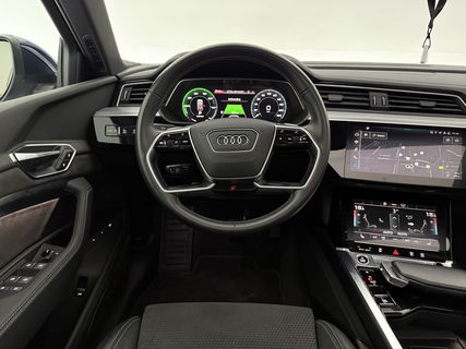 Audi e-tron 55 Quattro S-line 95 kWh | Pano | B&O | Virtual | Sfeerverl. | Trekh | Memory | NAP