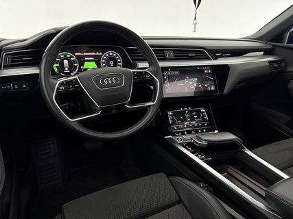 Audi e-tron 55 Quattro S-line 95 kWh | Pano | B&O | Virtual | Sfeerverl. | Trekh | Memory | NAP