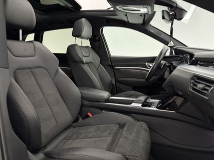 Audi e-tron 55 Quattro S-line 95 kWh | Pano | B&O | Virtual | Sfeerverl. | Trekh | Memory | NAP