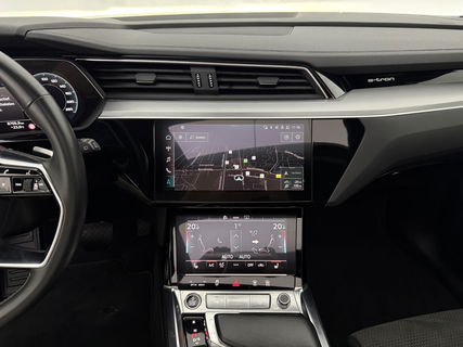 Audi e-tron 55 Quattro S-line 95 kWh | Pano | B&O | Virtual | Sfeerverl. | Trekh | Memory | NAP
