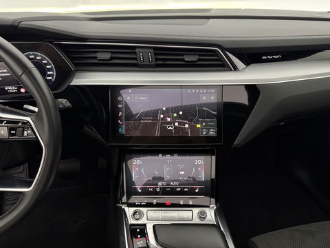 Audi e-tron 55 Quattro S-line 95 kWh | Pano | B&O | Virtual | Sfeerverl. | Trekh | Memory | NAP