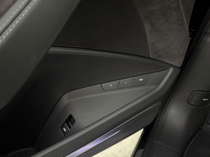 Audi e-tron 55 Quattro S-line 95 kWh | Pano | B&O | Virtual | Sfeerverl. | Trekh | Memory | NAP