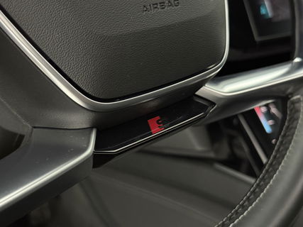 Audi e-tron 55 Quattro S-line 95 kWh | Pano | B&O | Virtual | Sfeerverl. | Trekh | Memory | NAP