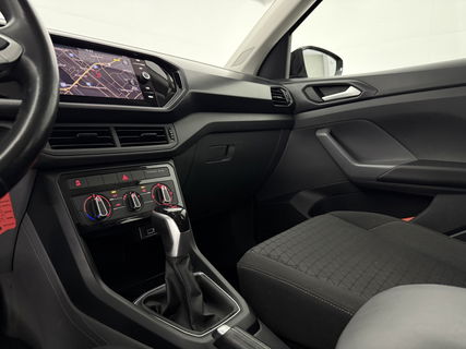 Volkswagen T-Cross 1.0 TSI | LED | Carplay | Airco | Adaptieve Cruise | Navigatie | NAP