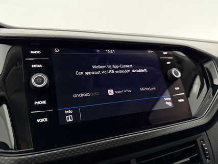 Volkswagen T-Cross 1.0 TSI | LED | Carplay | Airco | Adaptieve Cruise | Navigatie | NAP