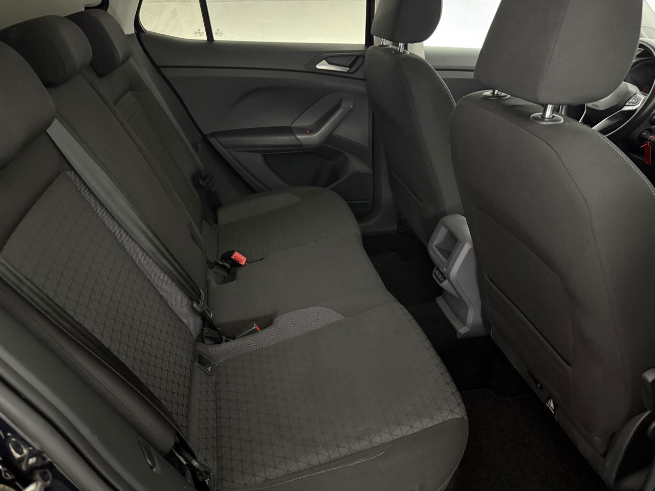 Volkswagen T-Cross 1.0 TSI | LED | Carplay | Airco | Adaptieve Cruise | Navigatie | NAP