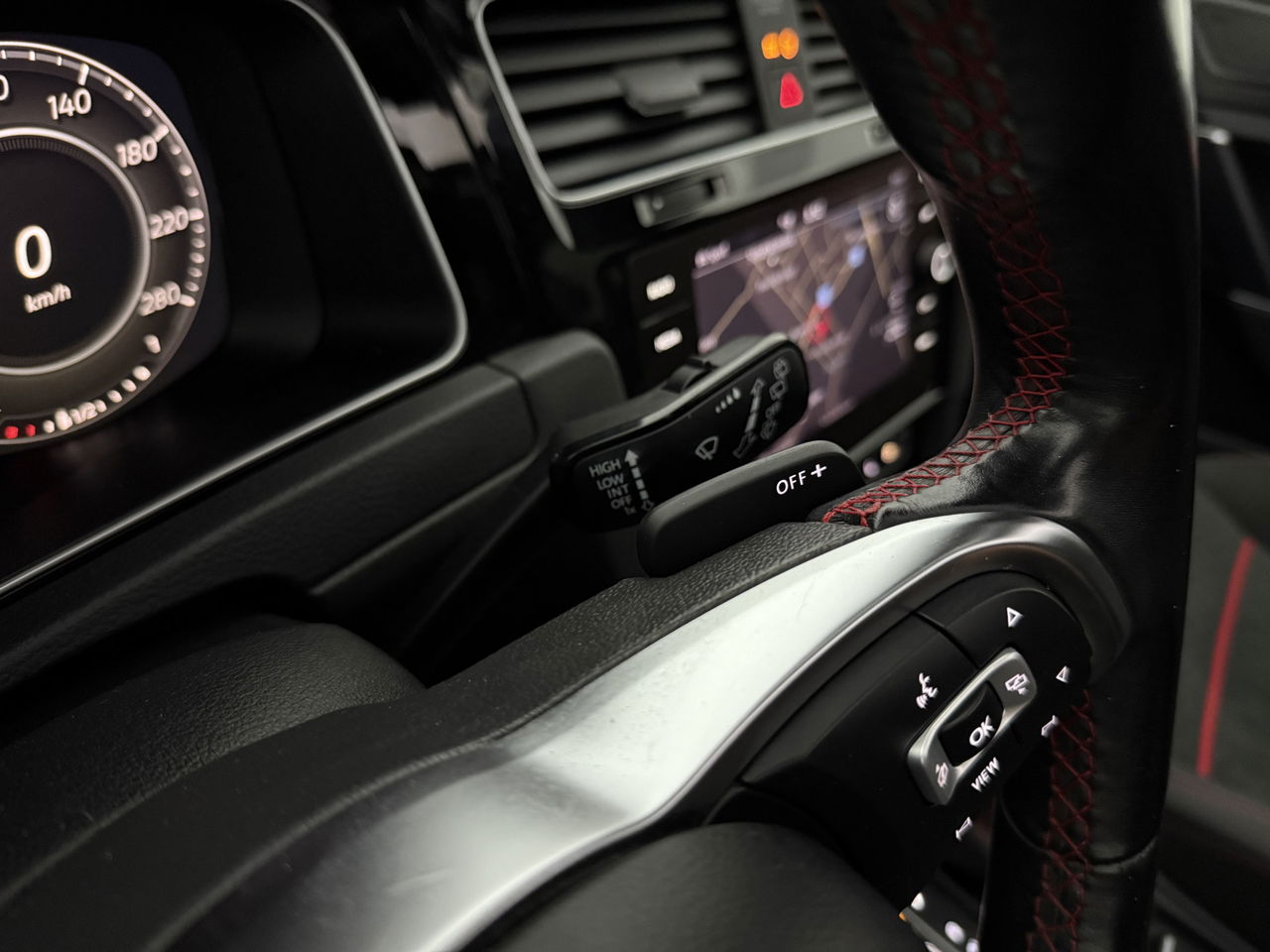 Volkswagen Golf 2.0 TSI GTI Performance | 245PK | Pano | Virtual | LED | Carplay | 19"LMV