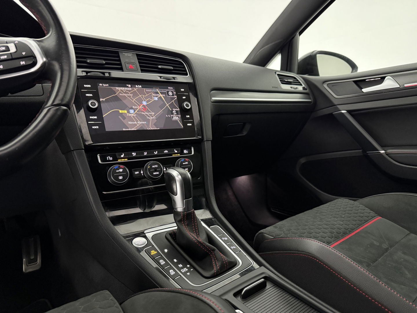 Volkswagen Golf 2.0 TSI GTI Performance | 245PK | Pano | Virtual | LED | Carplay | Adaptive l Stoelverw.
