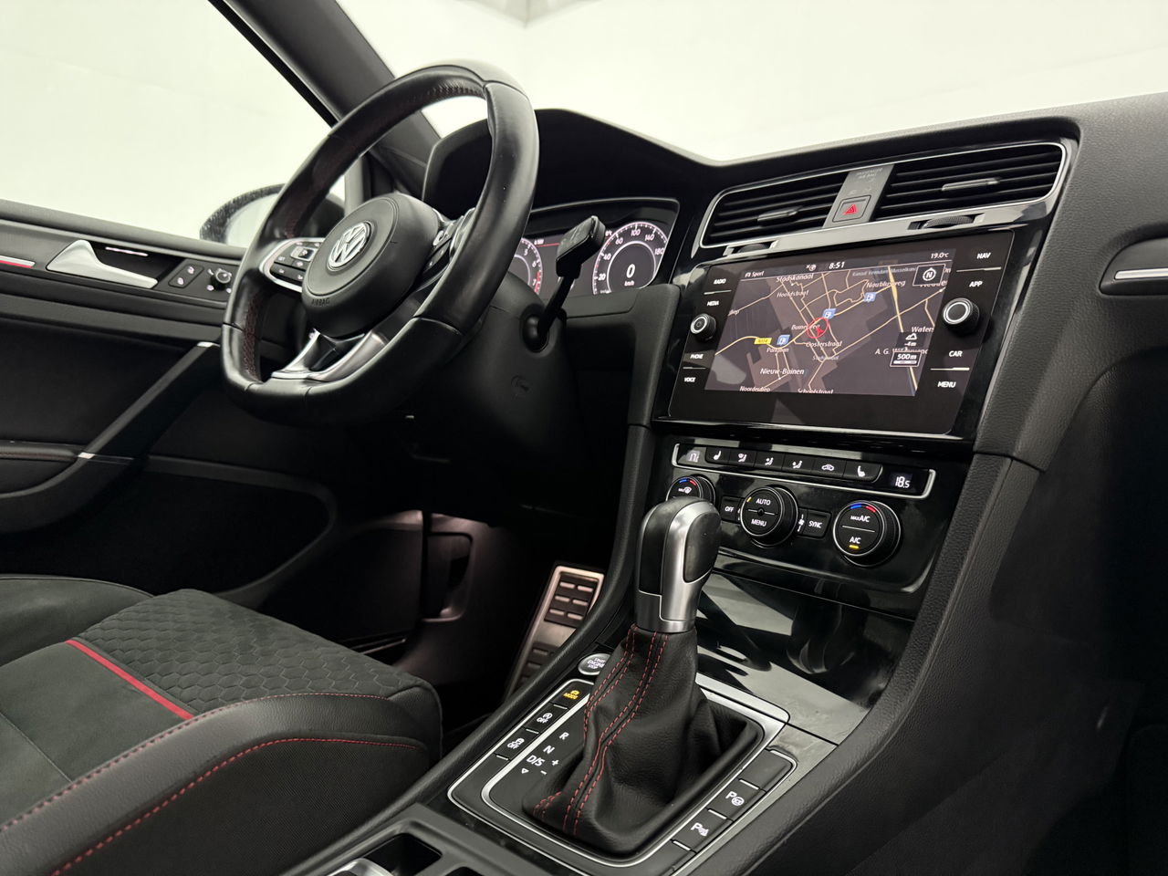 Volkswagen Golf 2.0 TSI GTI Performance | 245PK | Pano | Virtual | LED | Carplay | 19"LMV
