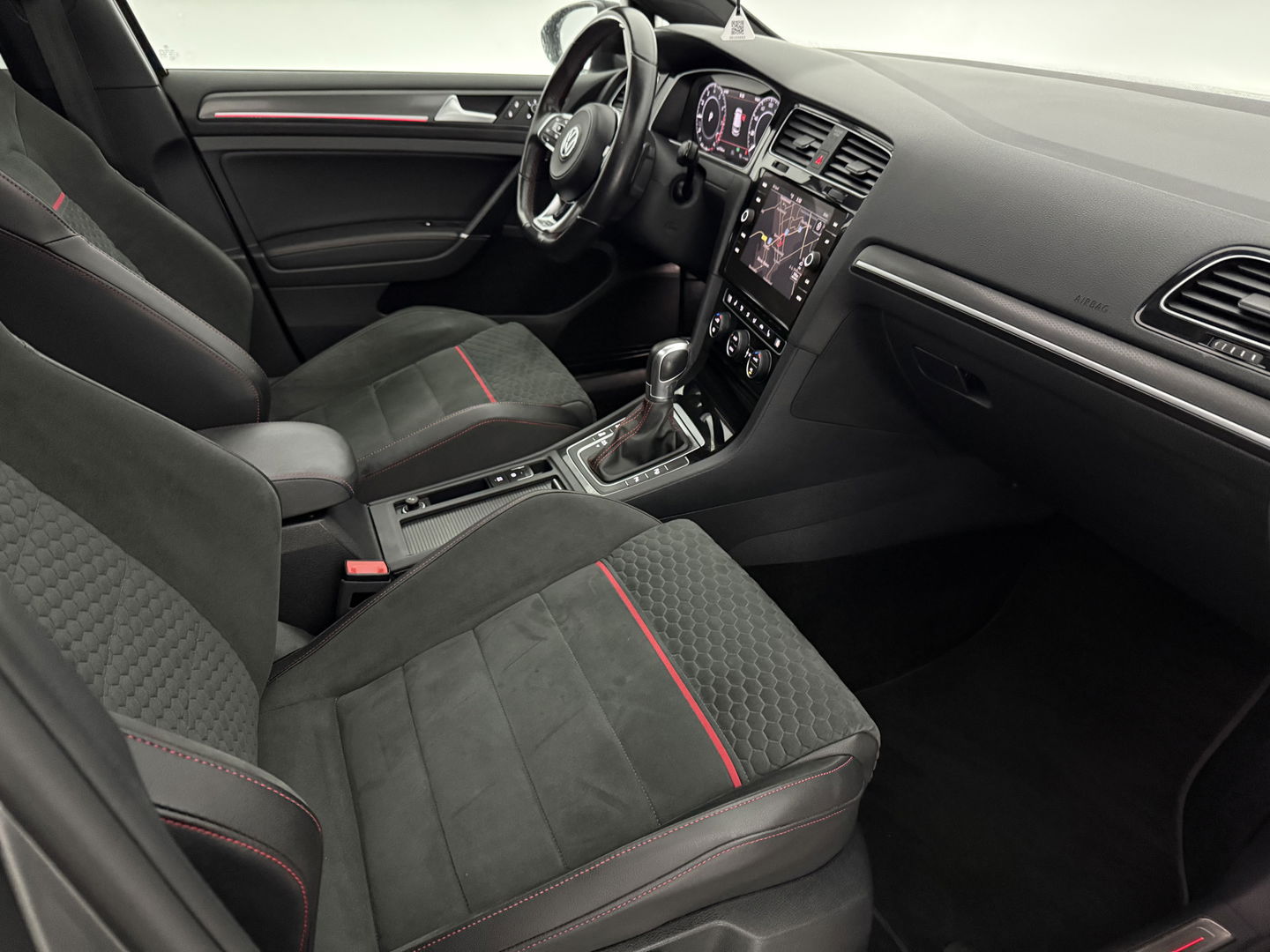 Volkswagen Golf 2.0 TSI GTI Performance | 245PK | Pano | Virtual | LED | Carplay | Adaptive l Stoelverw.