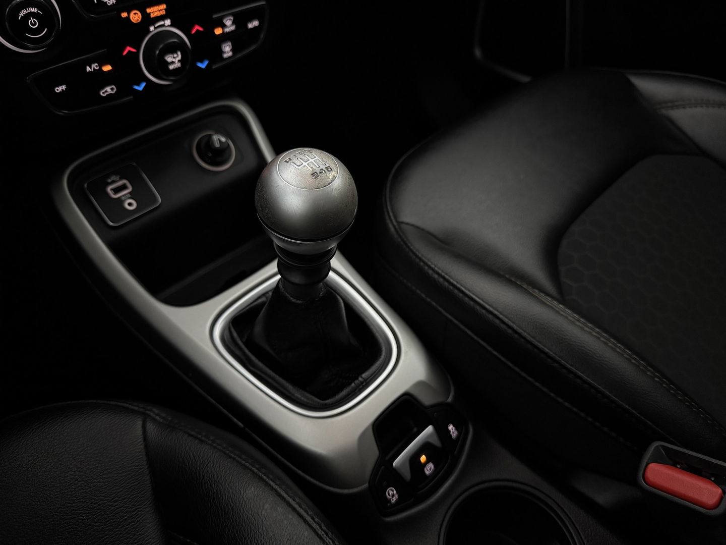 Jeep Compass 1.4 MultiAir 141PK Longitude | Camera | Cruise | Carplay | Navigatie | Parkeersens. | Clima