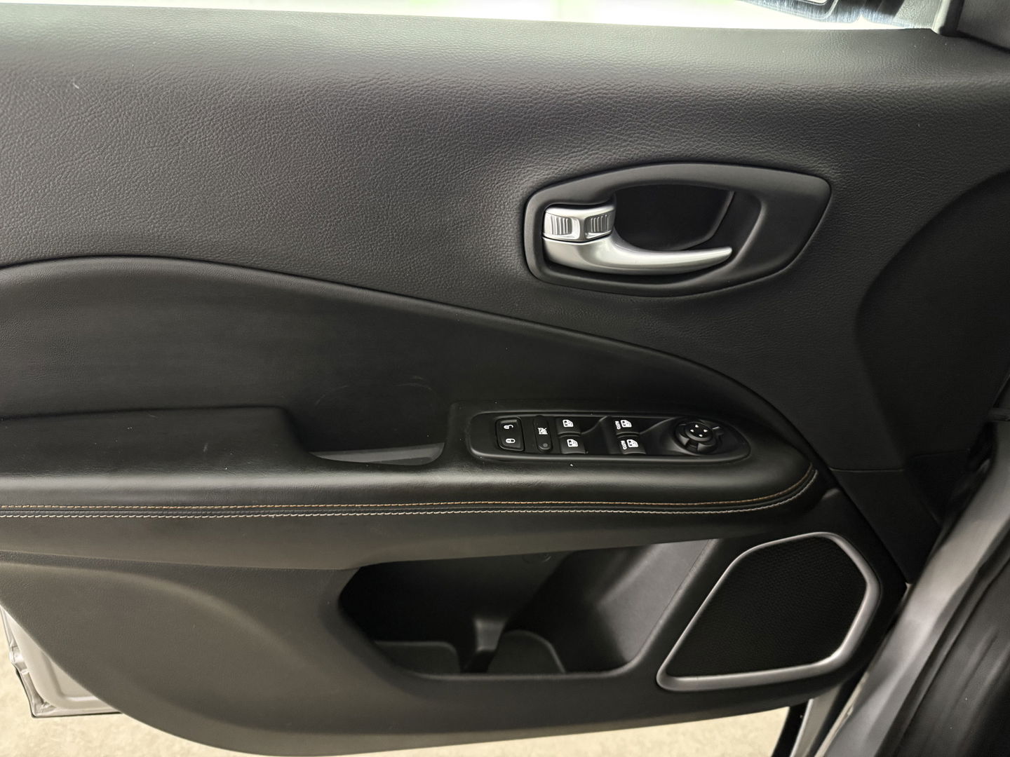 Jeep Compass 1.4 MultiAir 141PK Longitude | Camera | Cruise | Carplay | Navigatie | Parkeersens. | Clima