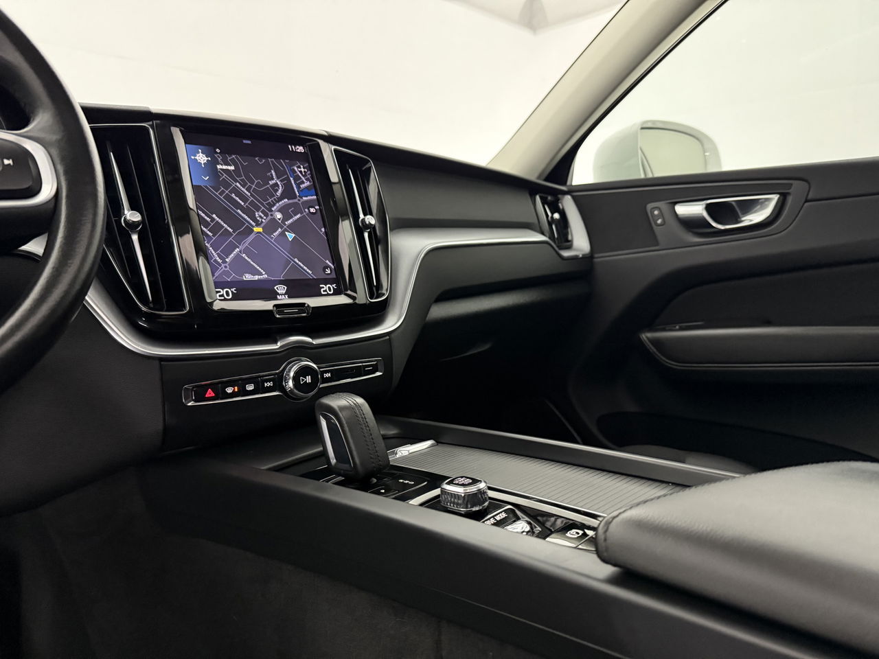 Volvo XC60 2.0 Recharge T6 AWD 290PK Inscription | Pano | Virtual | Camera | Carplay | LED | Keyless