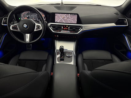 BMW 3-serie 320i | 184PK | M-sport | Sfeerverl. | HuD | H/K | Virtual | Adaptieve Cruise | Carplay | NAP