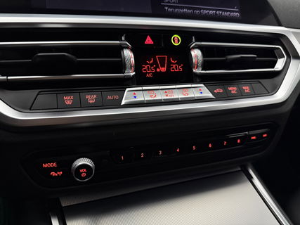 BMW 3-serie 320i | 184PK | M-sport | Sfeerverl. | HuD | H/K | Virtual | Adaptieve Cruise | Carplay | NAP
