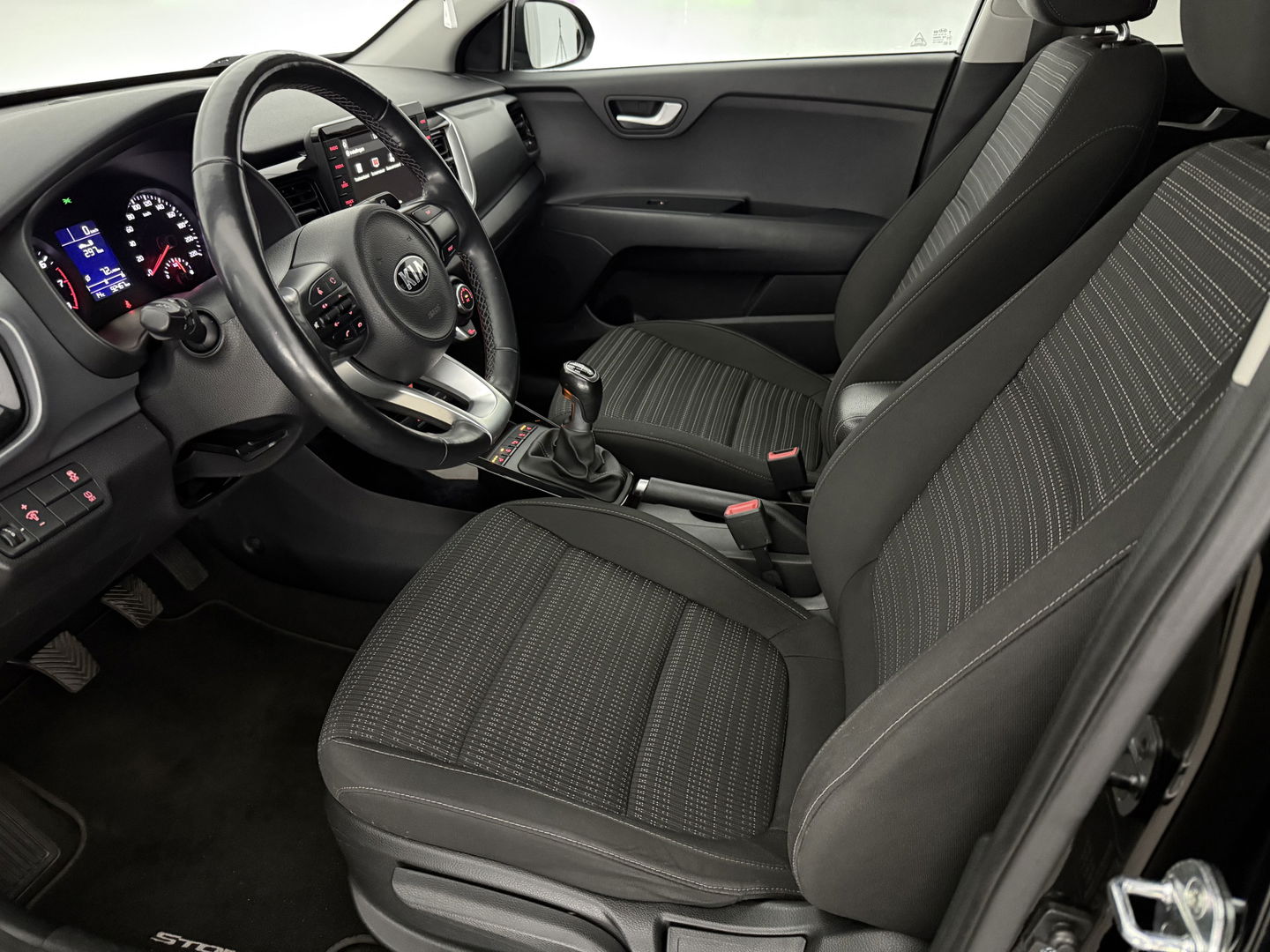 Kia Stonic 1.0 T-GDi | Camera | Stuur/Stoelverw. LED | Carplay | Cruise | Parkeersens.