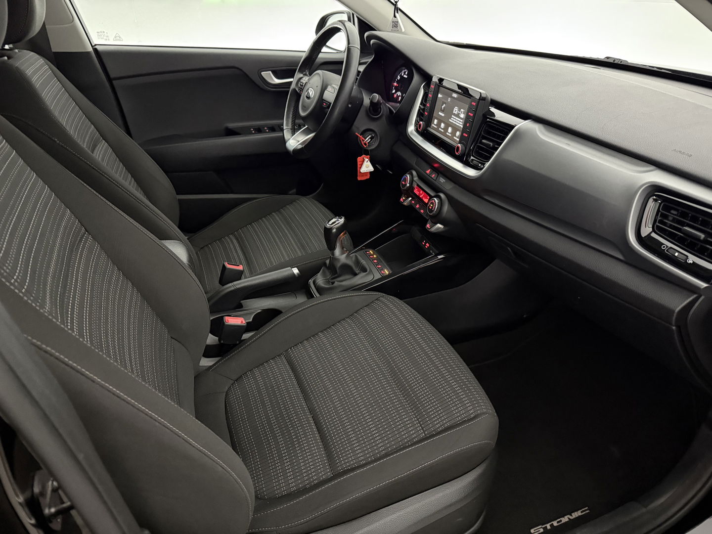 Kia Stonic 1.0 T-GDi | Camera | Stuur/Stoelverw. LED | Carplay | Cruise | Parkeersens.