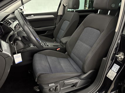 Volkswagen Passat 1.4 GTE PHEV | 231PK | Pano | Virtual | Trekh | Adaptive Cruise | Navi | LED | Camera | Keyless