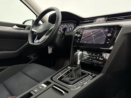 Volkswagen Passat 1.4 GTE PHEV | 231PK | Pano | Virtual | Trekh | Adaptive Cruise | Navi | LED | Camera | Keyless