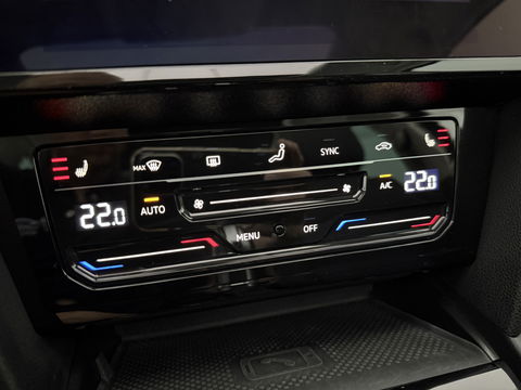 Volkswagen Passat 1.4 GTE PHEV | 231PK | Pano | Virtual | Trekh | Adaptive Cruise | Navi | LED | Camera | Keyless