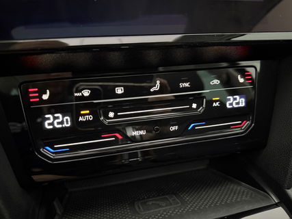 Volkswagen Passat 1.4 GTE PHEV | 231PK | Pano | Virtual | Trekh | Adaptive Cruise | Navi | LED | Camera | Keyless