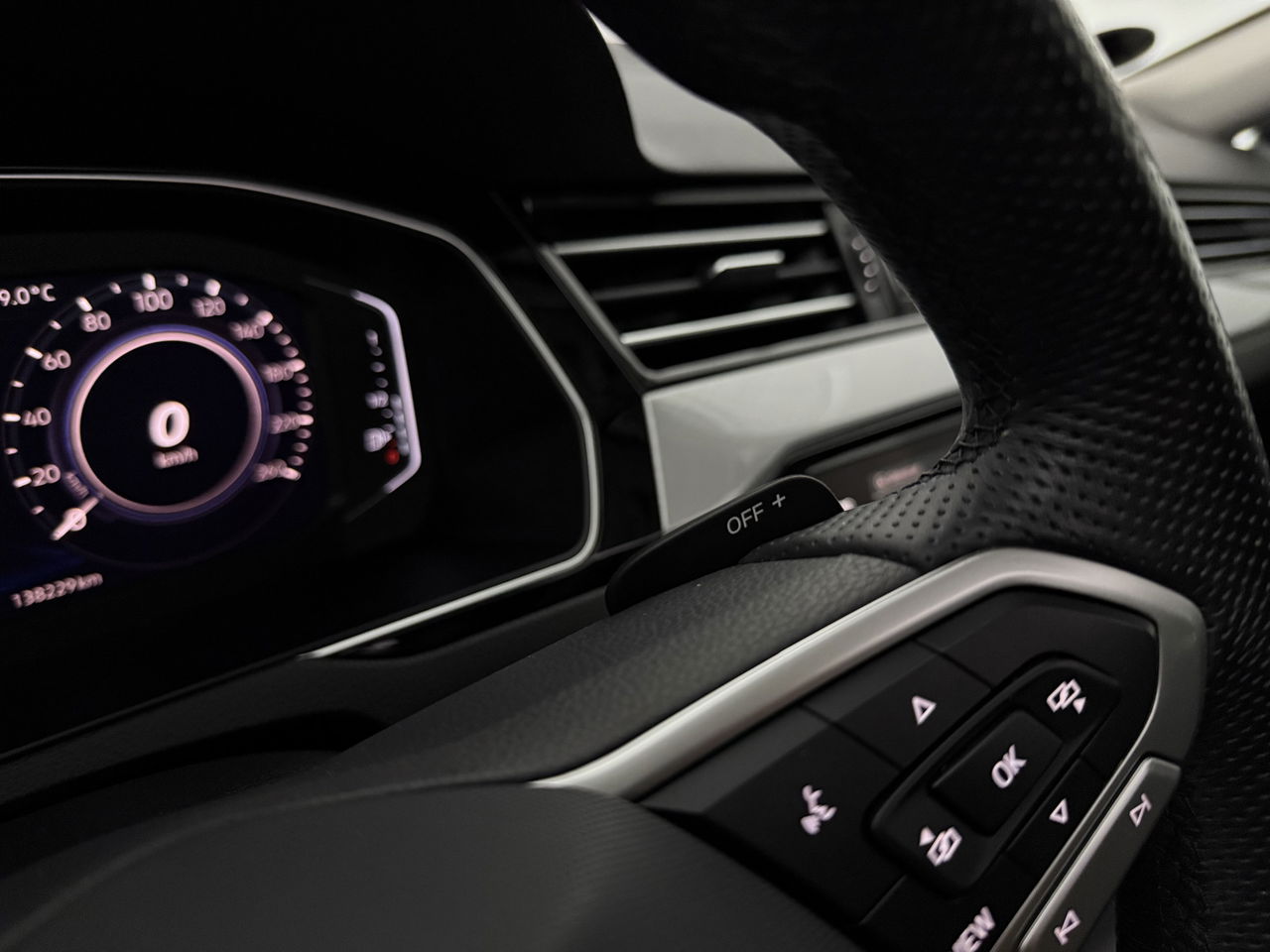 Volkswagen Passat 1.4 GTE PHEV | 231PK | Pano | Virtual | Trekh | Adaptive Cruise | Navi | LED | Camera | Keyless