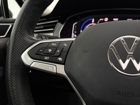 Volkswagen Passat 1.4 GTE PHEV | 231PK | Pano | Virtual | Trekh | Adaptive Cruise | Navi | LED | Camera | Keyless