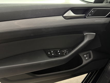 Volkswagen Passat 1.4 GTE PHEV | 231PK | Pano | Virtual | Trekh | Adaptive Cruise | Navi | LED | Camera | Keyless