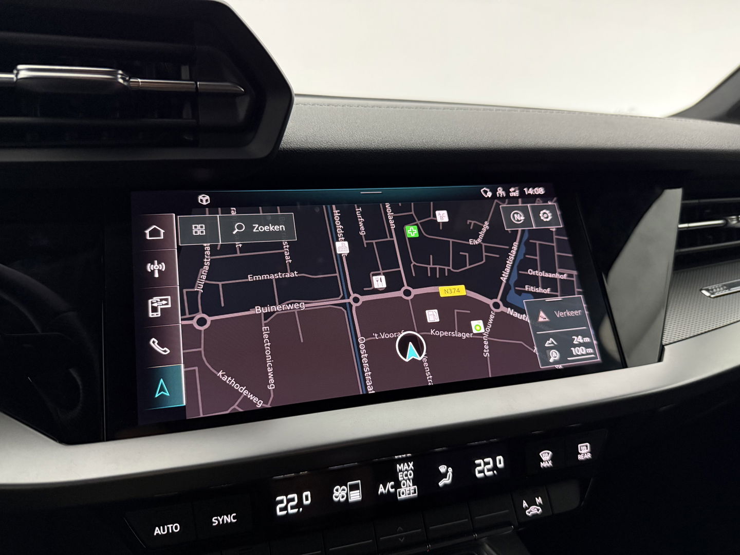 Audi A3 30TFSI S-Line | Virtual | Carplay | Navi | Parkeersens. | Stoelverwarming | LED | NAP