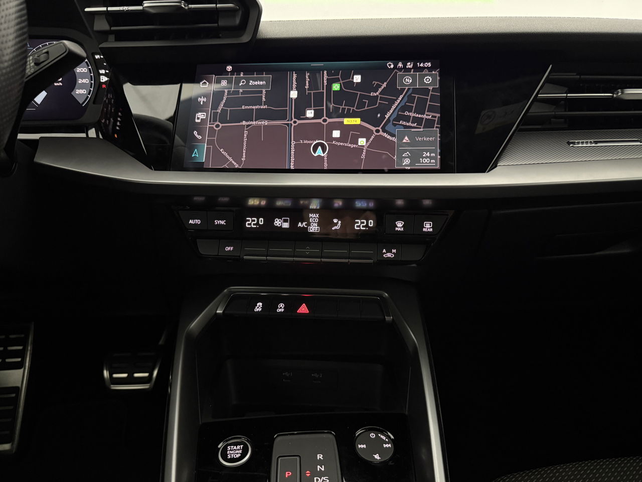 Audi A3 30TFSI S-Line | Virtual | Carplay | Navi | Parkeersens. | Stoelverwarming | LED | NAP