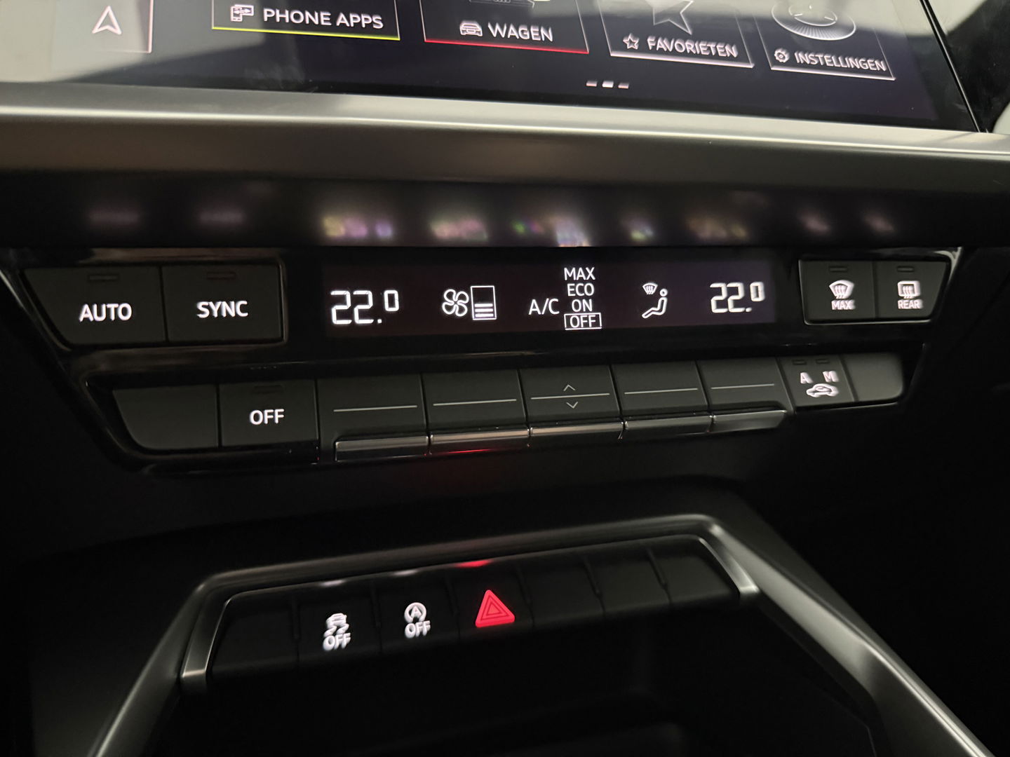 Audi A3 30TFSI S-Line | Virtual | Carplay | Navi | Parkeersens. | Stoelverwarming | LED | NAP