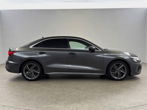 Audi A3 30TFSI S-Line | Virtual | Carplay | Navi | Parkeersens. | Stoelverwarming | LED | NAP