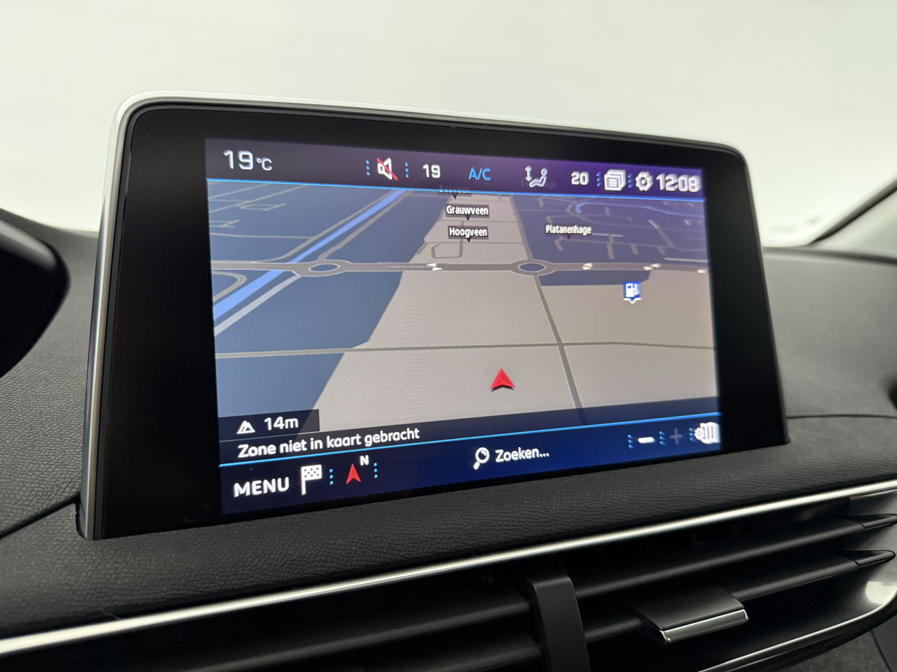 Peugeot 5008 1.2 PureTech Avantage | 7-zits | Pano | 360° | Sfeerverl. | Trekh | Carplay | LED | NAP